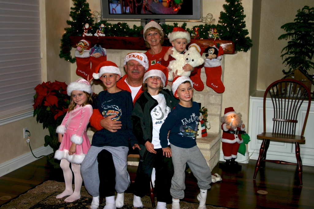 Hildebrand Christmas ScreenSaver/1024x768_2006-12-24 Christmas Eve 26.jpg